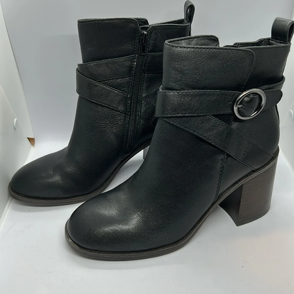 Crown Vintage Women's Black Leather Courla Ankle Bootie size 10M - Picture 3 of 13